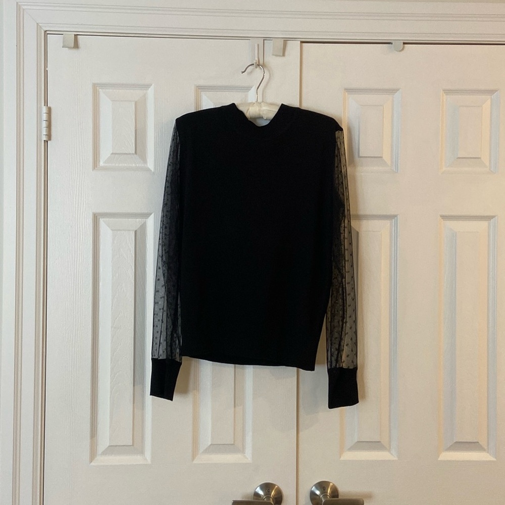 Stichcount illusion sleeve sweater